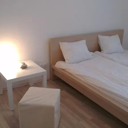 Apartmán 4 *